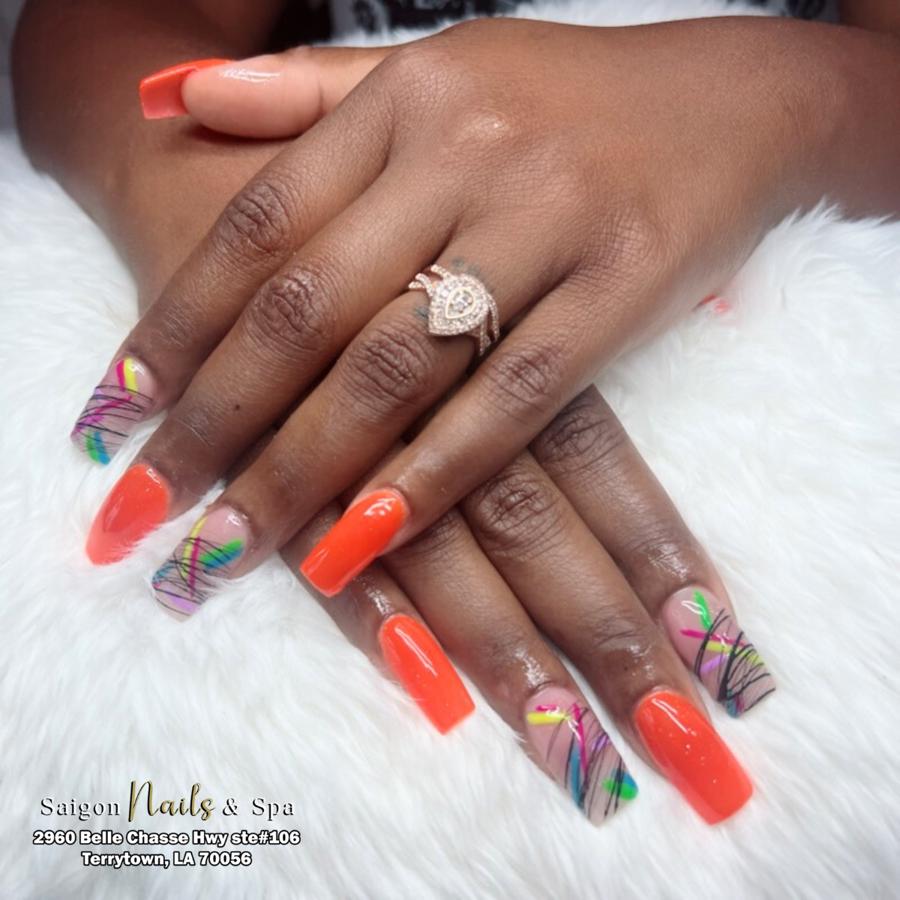 Trendy nail design